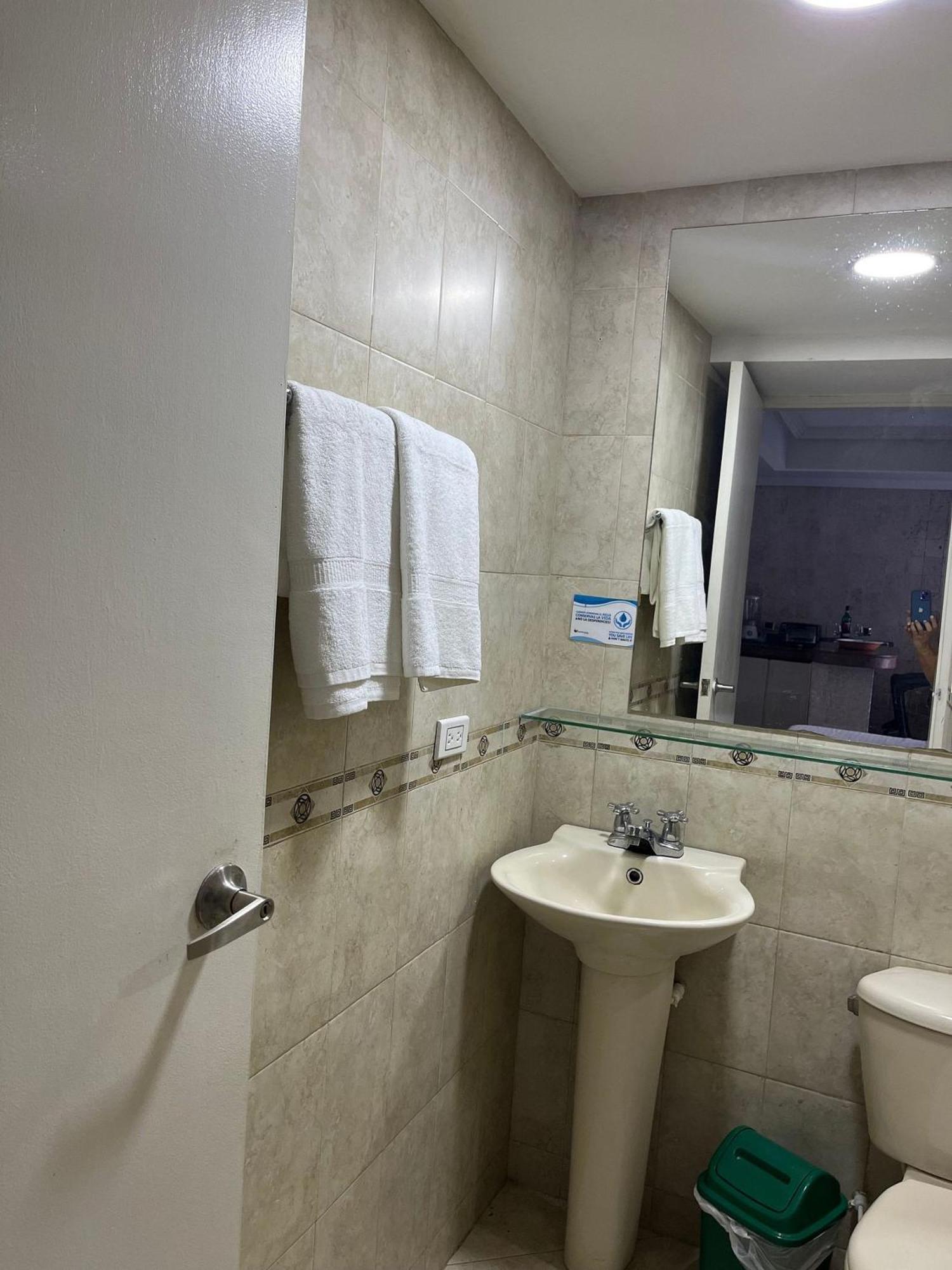 Lindo Apartstudio En El Laguito *