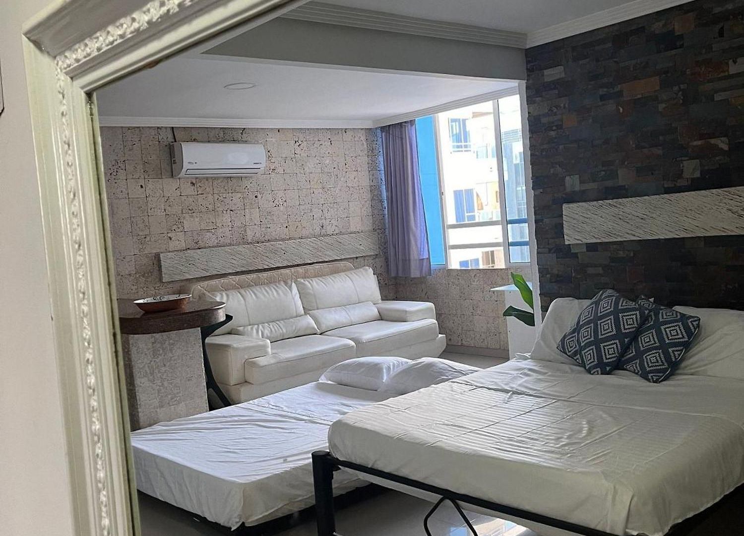 Lindo Apartstudio En El Laguito Apartamento